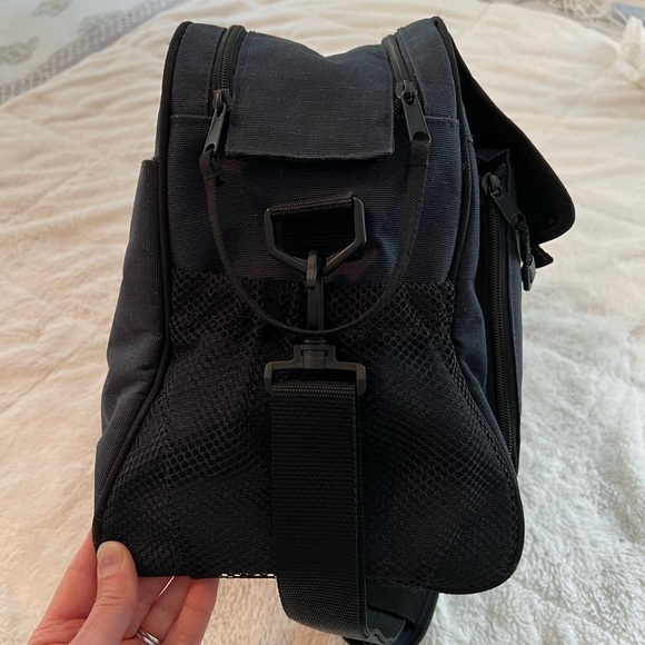 Eddie Bauer Diaper Bag Duffle - Picture 3 of 15